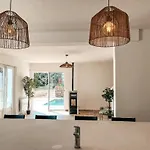 With Private Pool & Air Conditioning Near St-tropez Villa