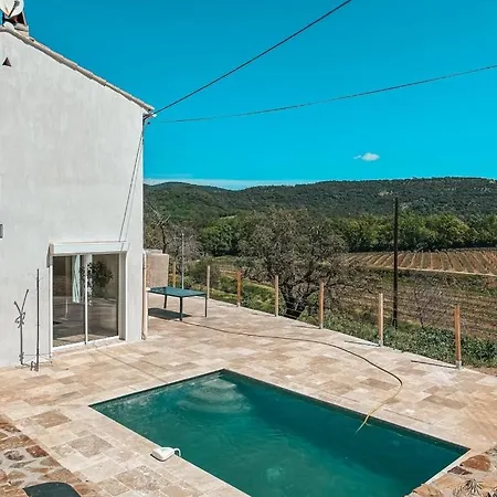 With Private Pool & Air Conditioning Near St-tropez *