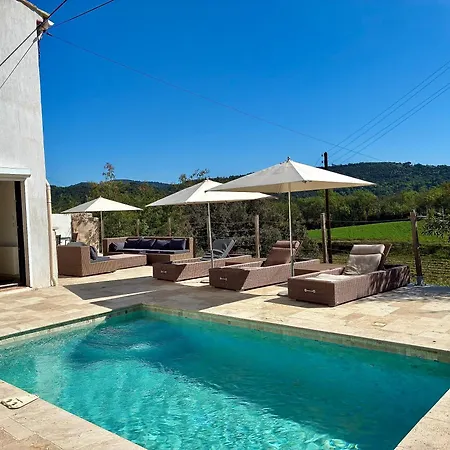 With Private Pool & Air Conditioning Near St-tropez *